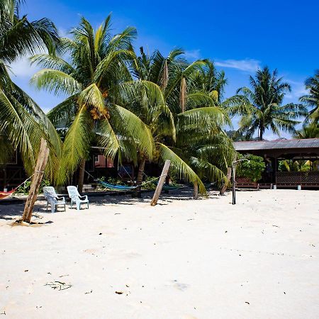 Bushman Tioman Hotell Kampong Juara Exteriör bild