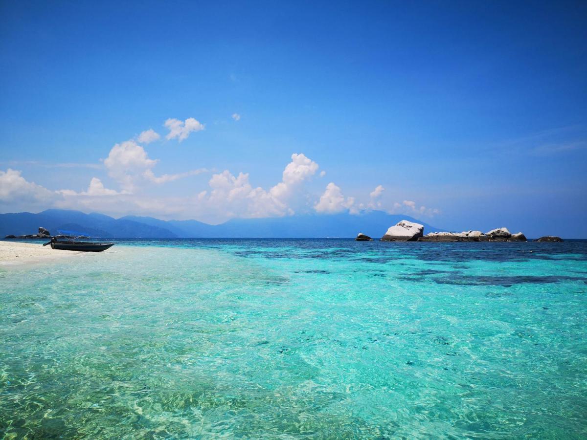Bushman Tioman Hotell Kampong Juara Exteriör bild
